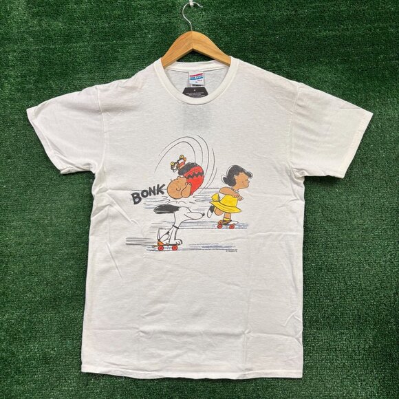 Peanuts white T-Shirt Size Medium - Picture 1 of 4